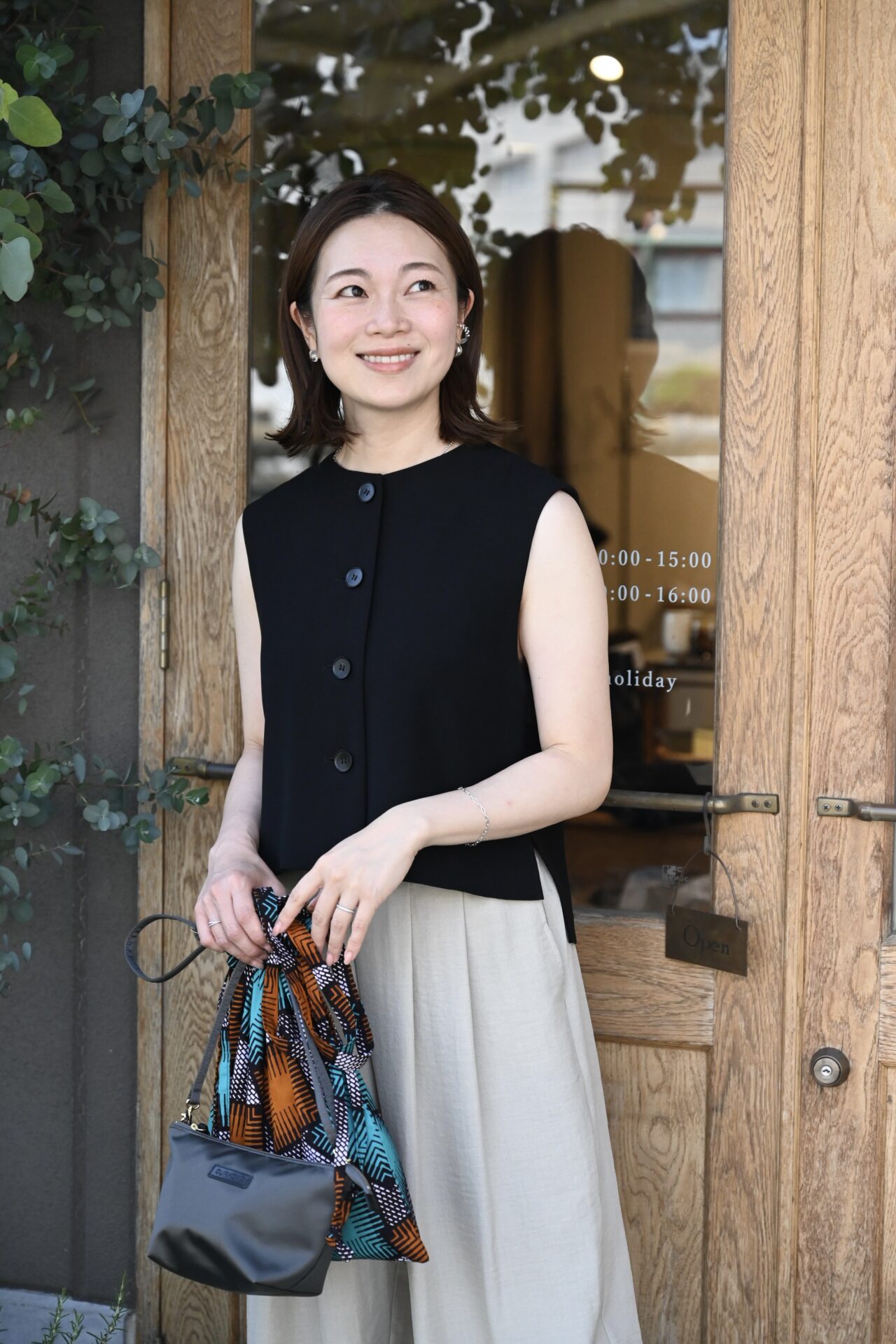 洗えるボタンベスト – OURHOME