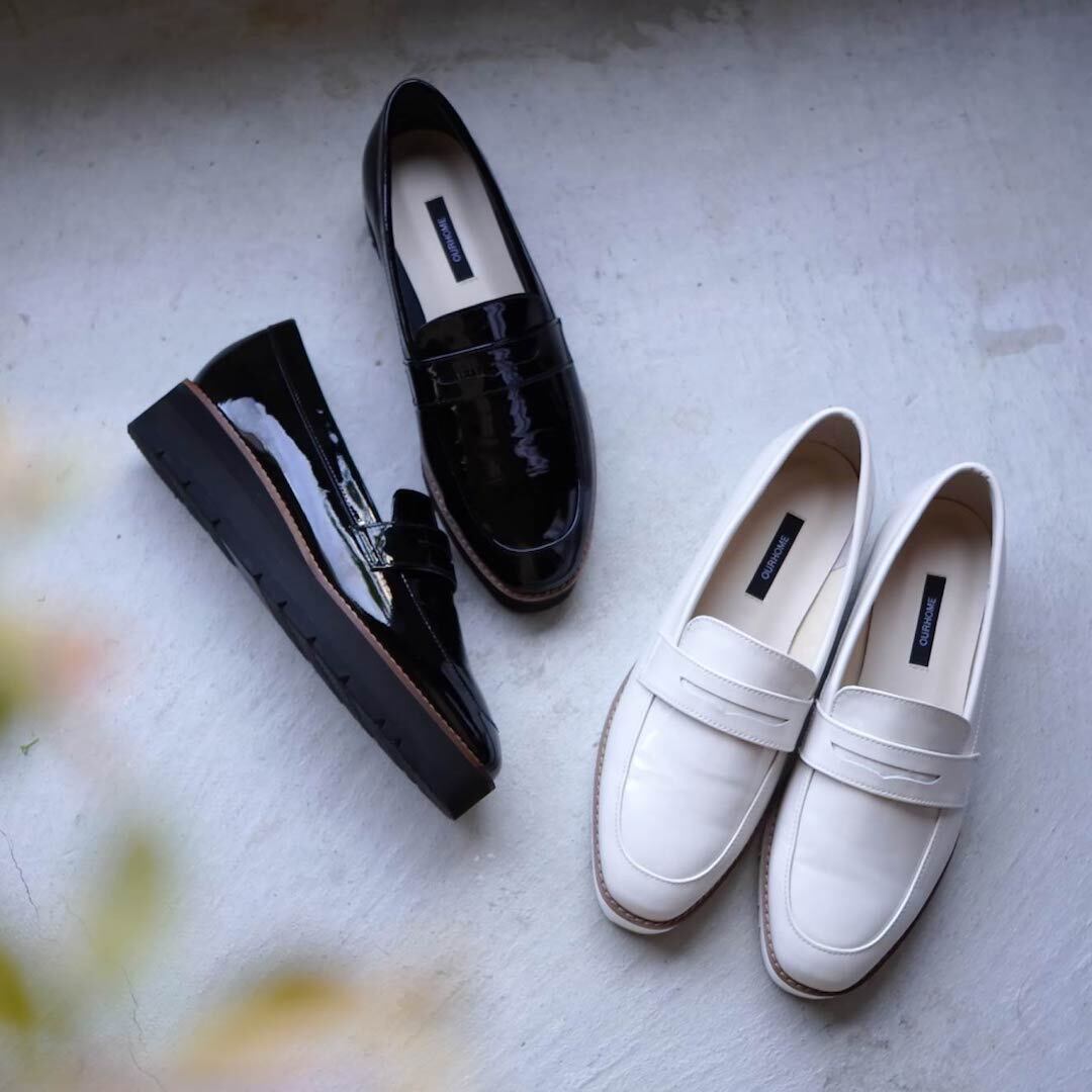 エナメルローファーシューズ 本革 脚長効果 セレモニーにも使える 通勤やお出かけにおすすめ