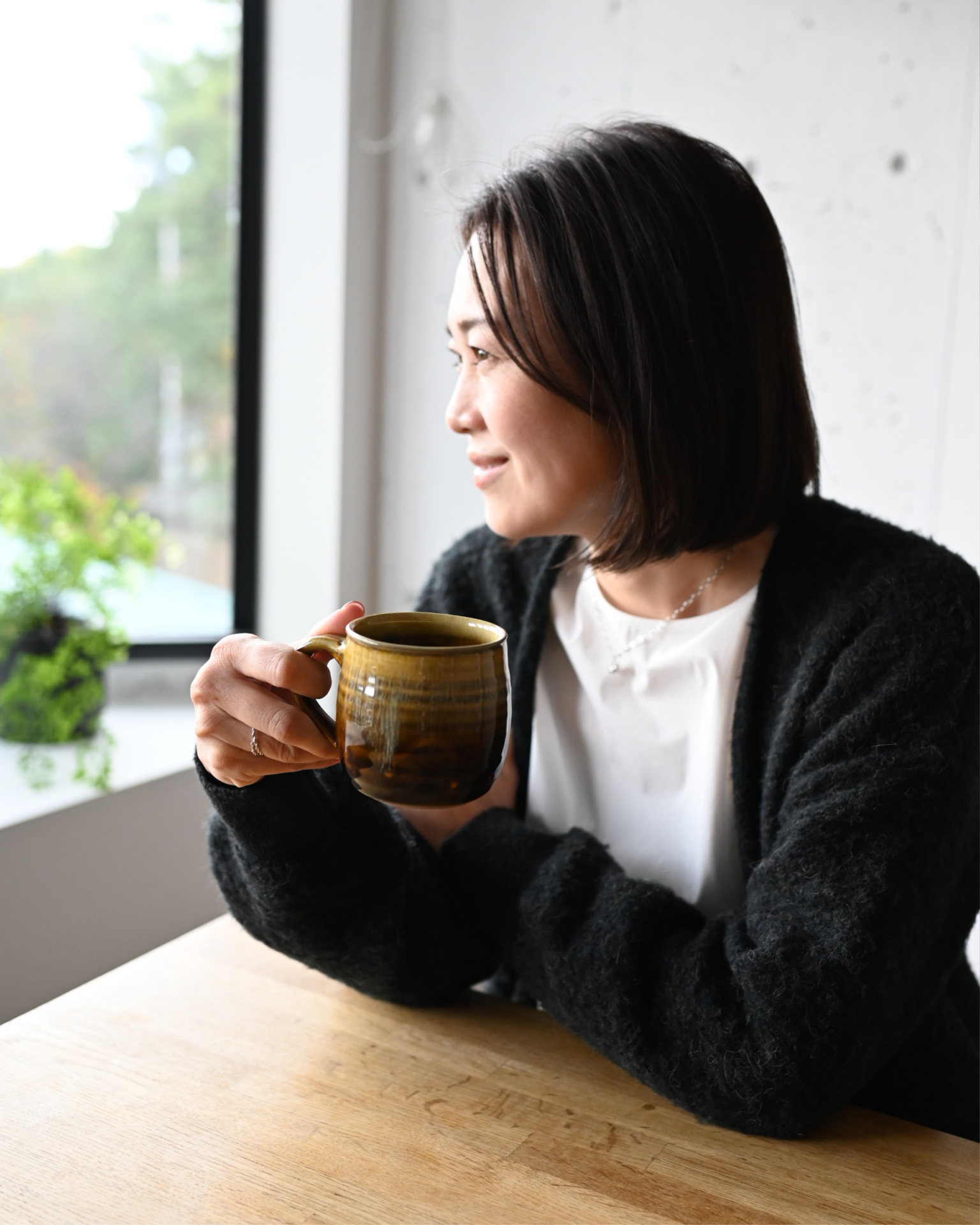 OURHOME｜丹波焼ならではの表情が楽しめるマグカップ。手仕事の温もりがあり、使うほどに愛着が増すOURHOME人気アイテム。