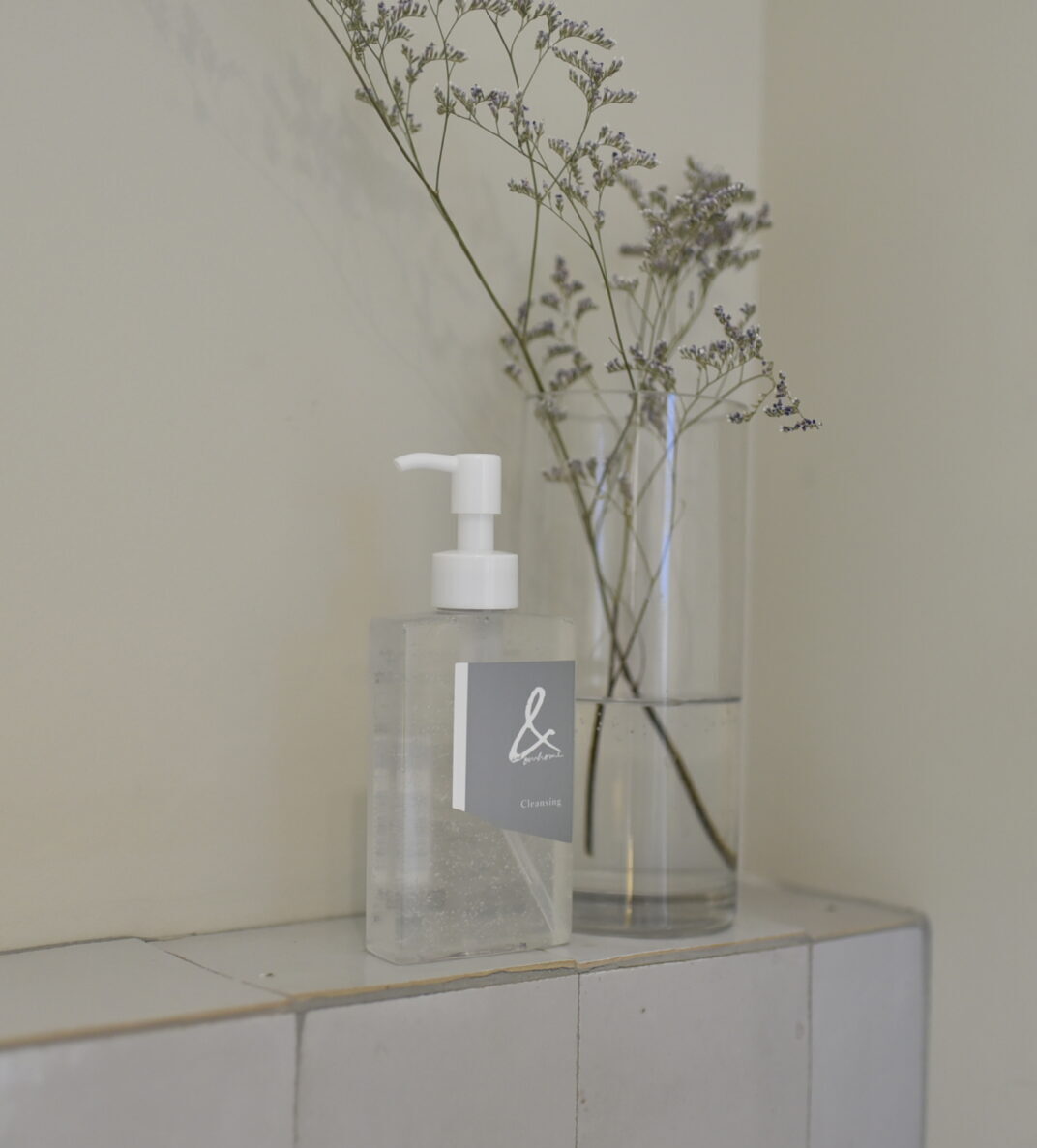 &ourhome クレンジングジェル 150ml|肌に寄り添う6つのフリー処方|パラベン・シリコン・アルコールフリー