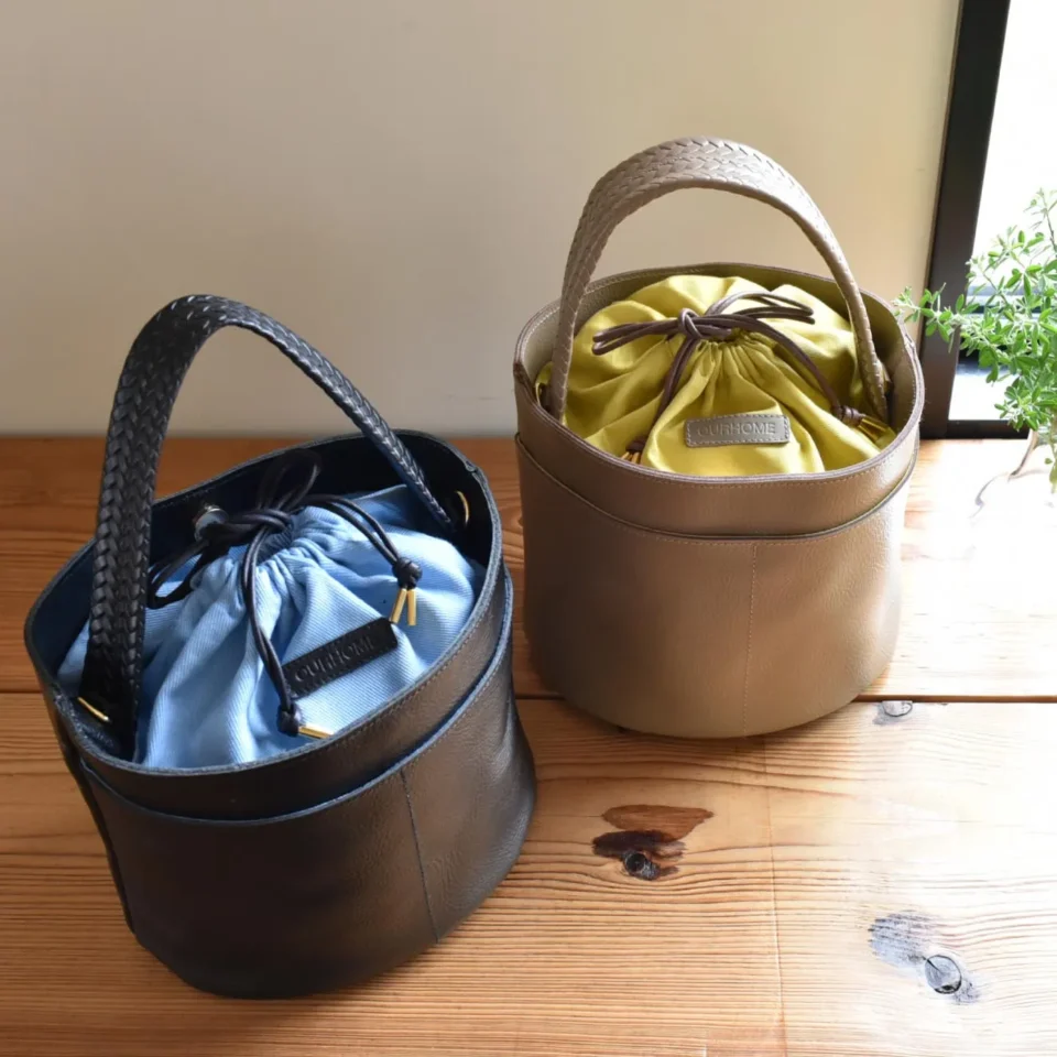 きれいめ　フォーマル　普段使い　皮　レザー
学校行事　バッグ