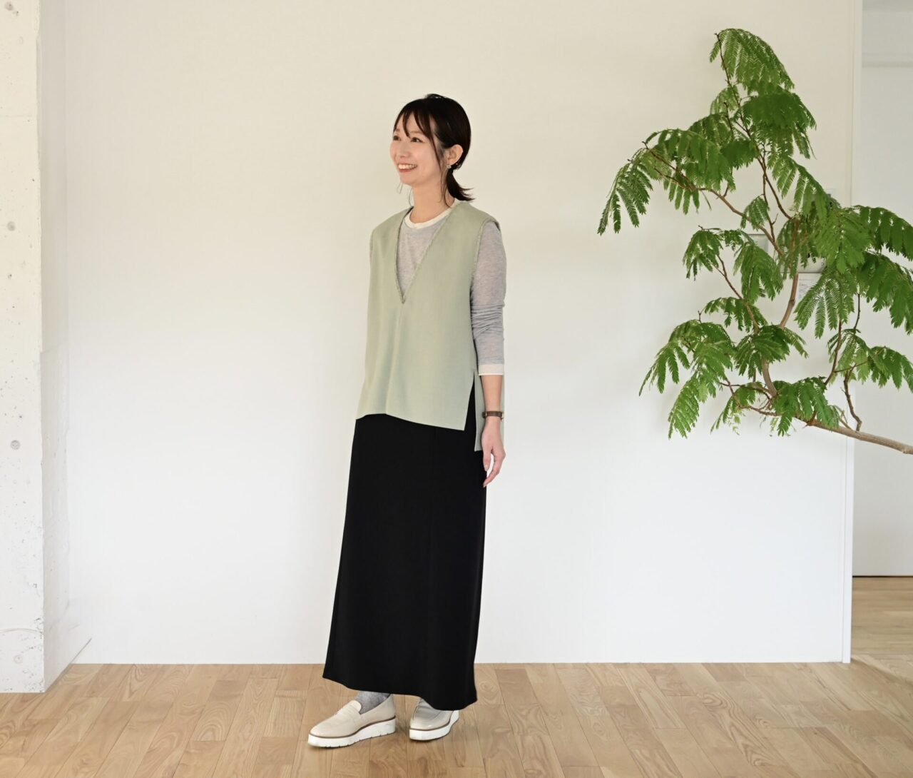 30代  40代  50代  60代　コーデ　ワーママ　通勤　休日　きれいめ　スカート　ファッション　ウェア　服　 OURHOME  高身長　低身長　洗える