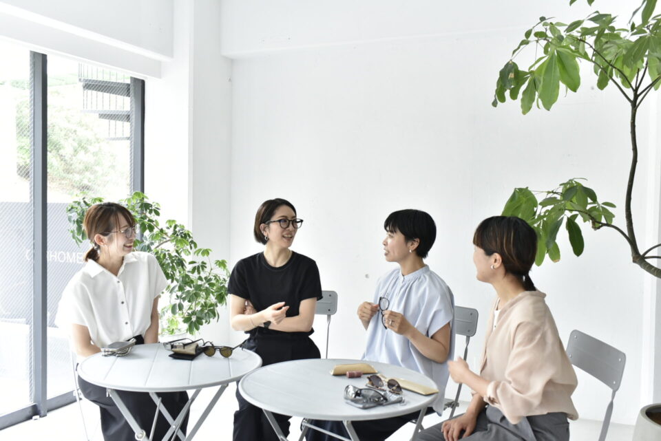 40代,メガネ,座談会,ブルーライトカット,サングラス,老眼鏡,リーディンググラス